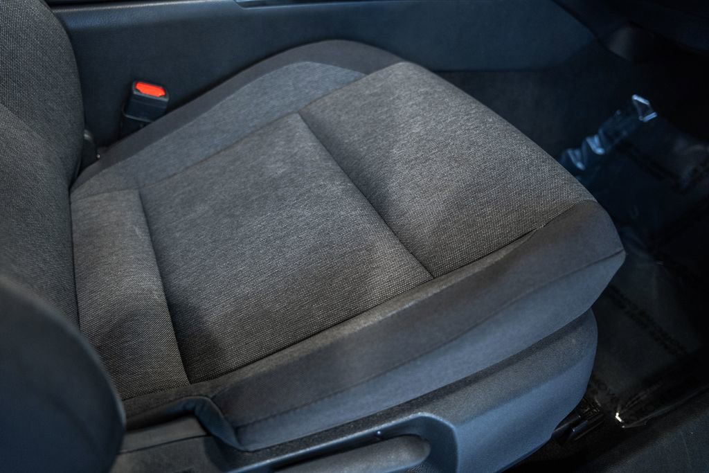 Used 2025 Toyota Camry LE FWD image 30