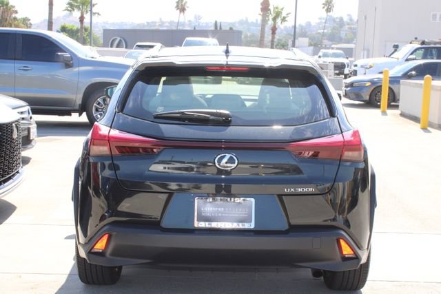Certified 2025 Lexus UX 300h FWD image 20