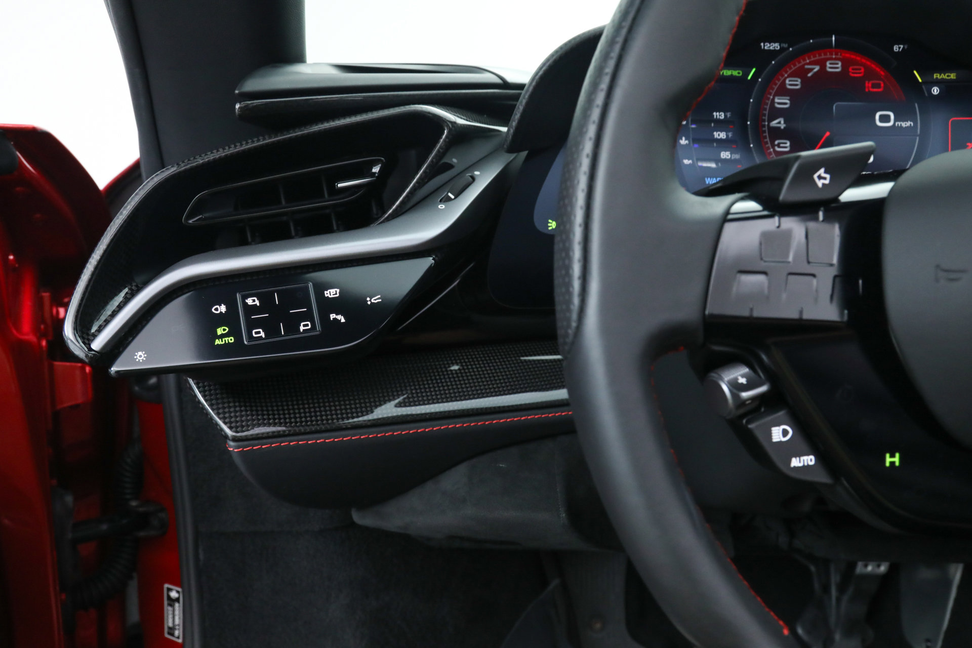 Used 2025 Ferrari SF90 Spider image 32