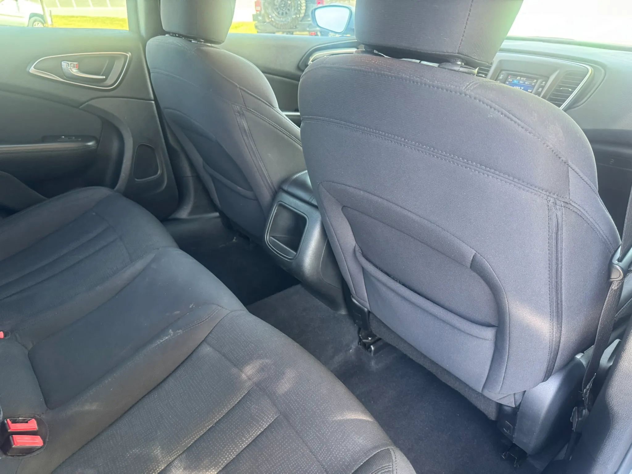 Used 2015 Chrysler 200 Limited image 19