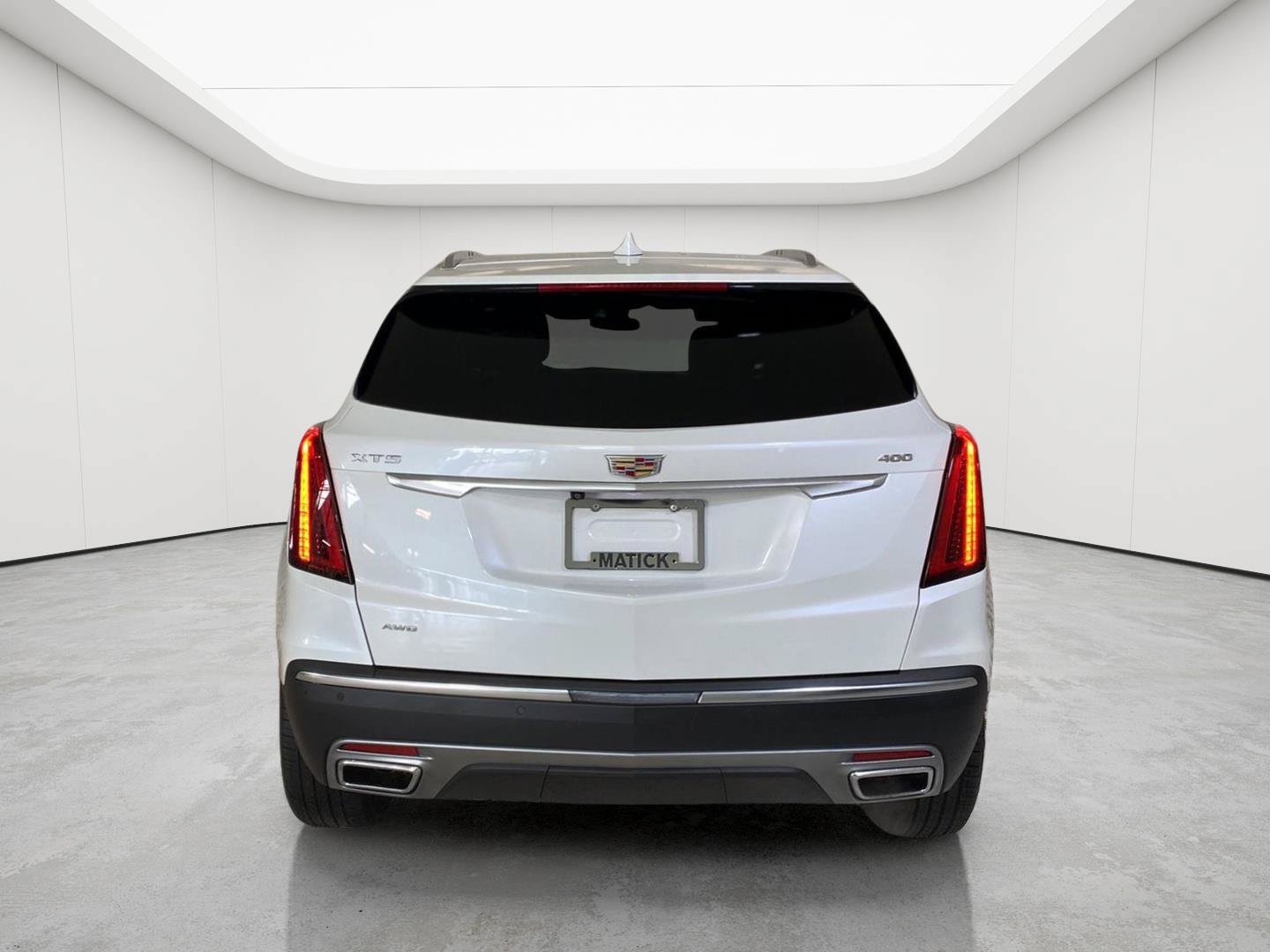 Certified 2022 Cadillac XT5 Premium Luxury w/ LPO, Floor Liner Package AWD/4WD image 6