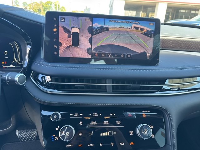 New 2026 INFINITI QX60 Luxe w/ Dark Cargo Package image 10