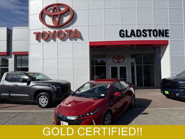 Certified 2021 Toyota Prius Prime Limited FWD image 1
