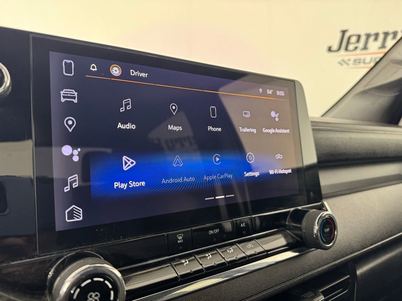 Used 2023 Chevrolet Colorado W/T RWD image 17