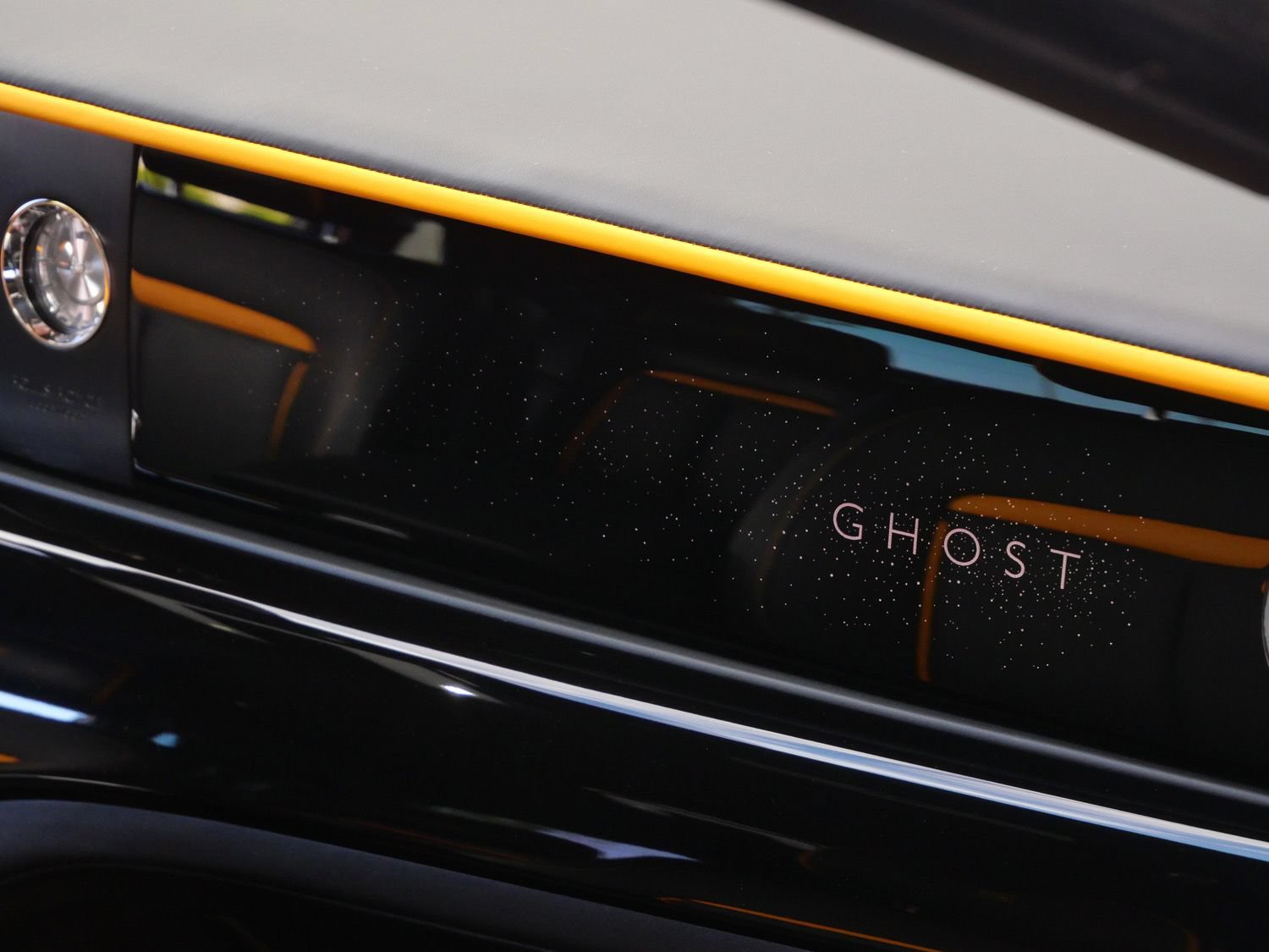 Certified 2022 Rolls-Royce Ghost AWD/4WD image 18
