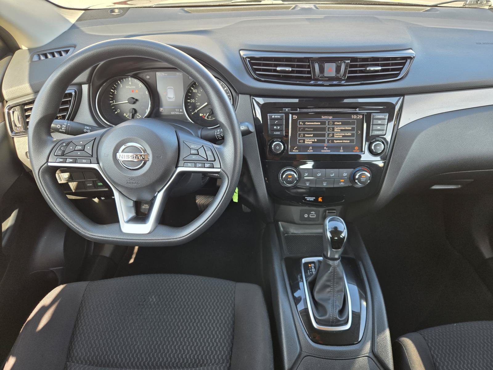 Used 2021 Nissan Rogue Sport S FWD image 6