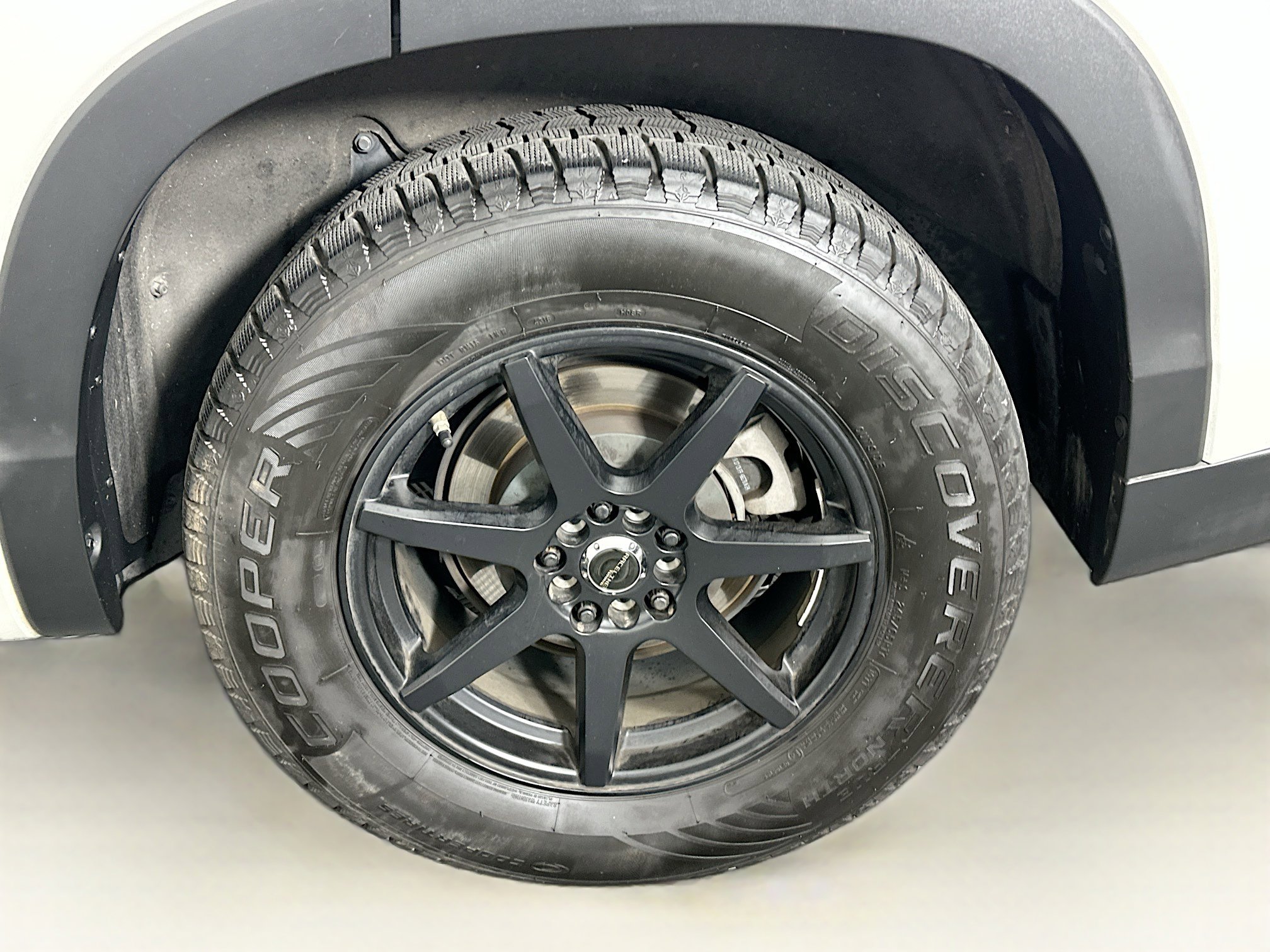 Used 2016 Toyota Highlander Limited image 11