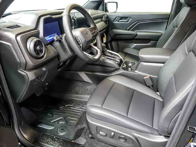 New 2026 Chevrolet Colorado Trail Boss AWD/4WD image 15