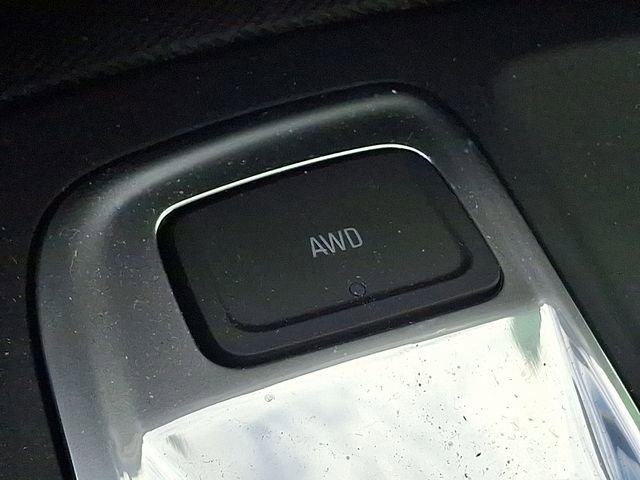 Used 2019 Chevrolet Equinox LT image 24