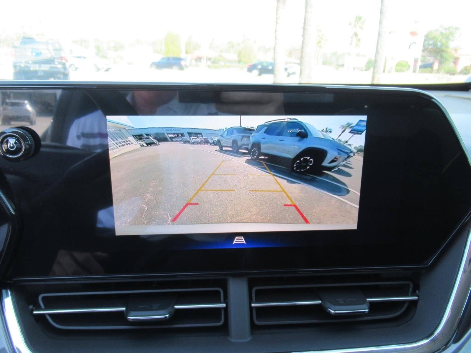 New 2026 Chevrolet Trax ACTIV w/ Sunroof Package image 24