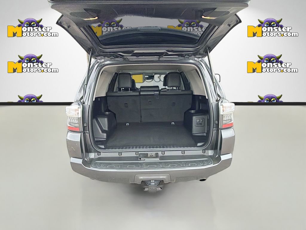 Used 2020 Toyota 4Runner SR5 Premium w/ Moonroof Package image 30