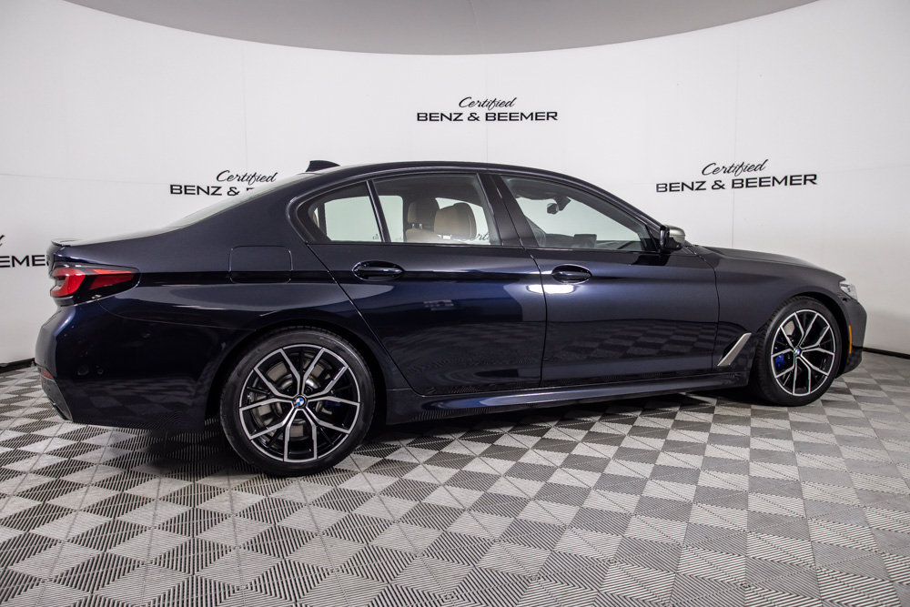 Used 2022 BMW M550i xDrive w/ Premium Package AWD/4WD image 3