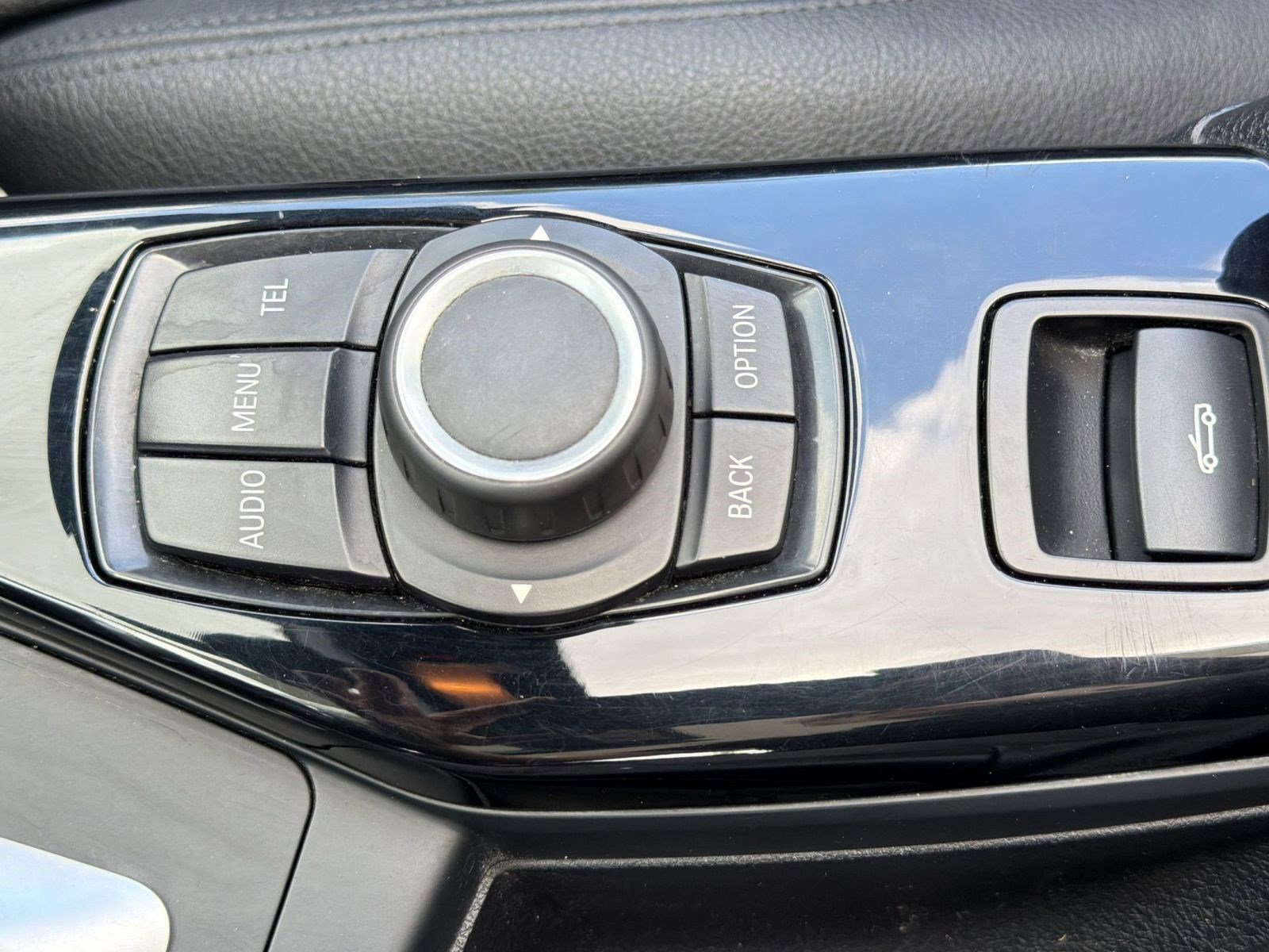 Used 2017 BMW 230i Convertible RWD image 34