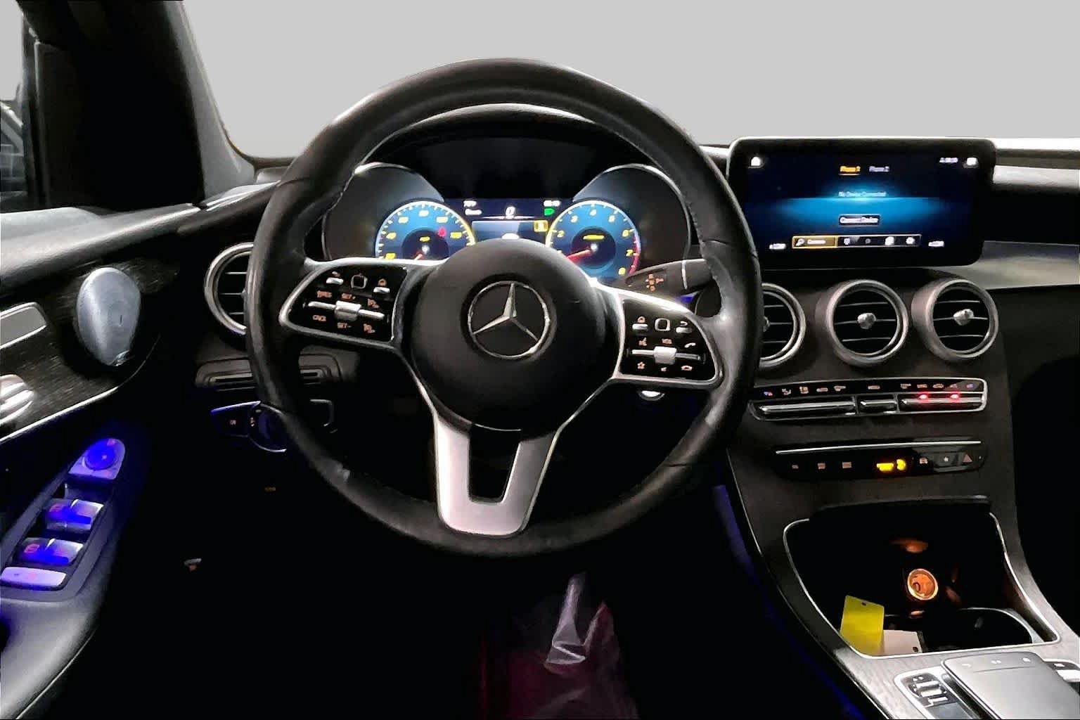 Used 2020 Mercedes-Benz GLC 300 4MATIC image 6