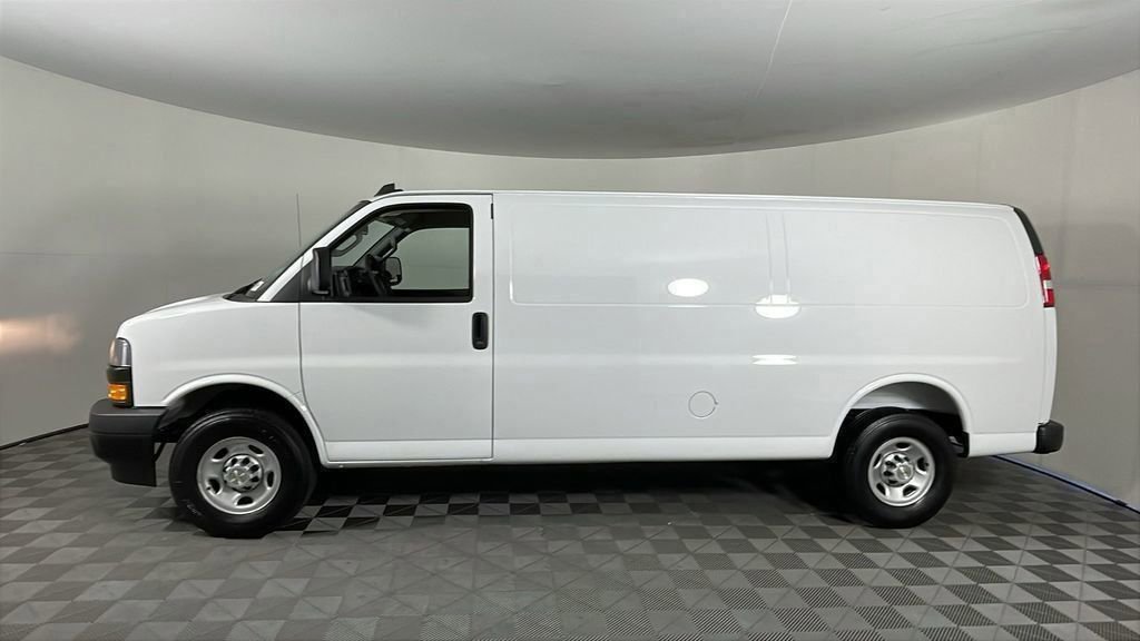 New 2025 Chevrolet Express 2500 Extended w/ Communications Package image 7