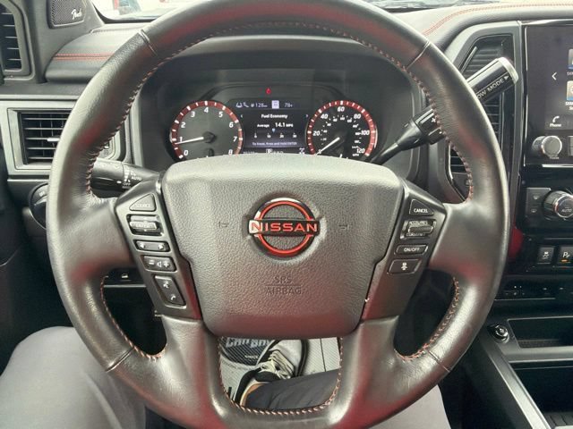Used 2023 Nissan Titan PRO-4X w/ Pro-4x Convenience Package AWD/4WD image 19