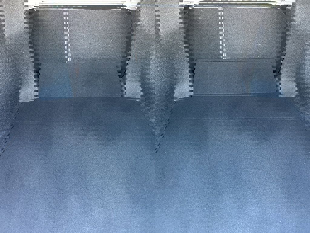 Used 2020 Toyota Camry XLE image 14