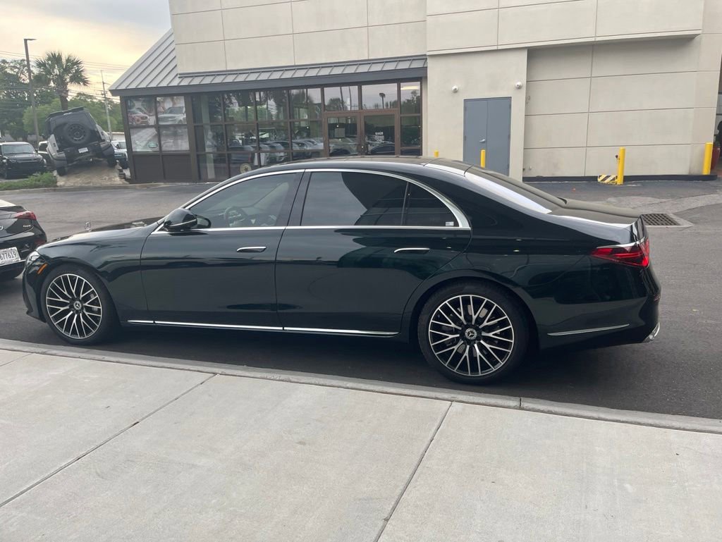 Used 2026 Mercedes-Benz S 500 4MATIC image 9