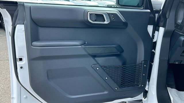 New 2026 Ford Bronco Outer Banks image 16