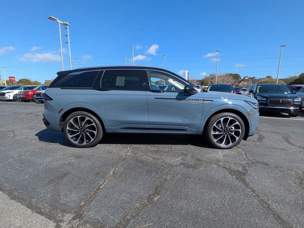 New 2026 Lincoln Nautilus Black Label image 3