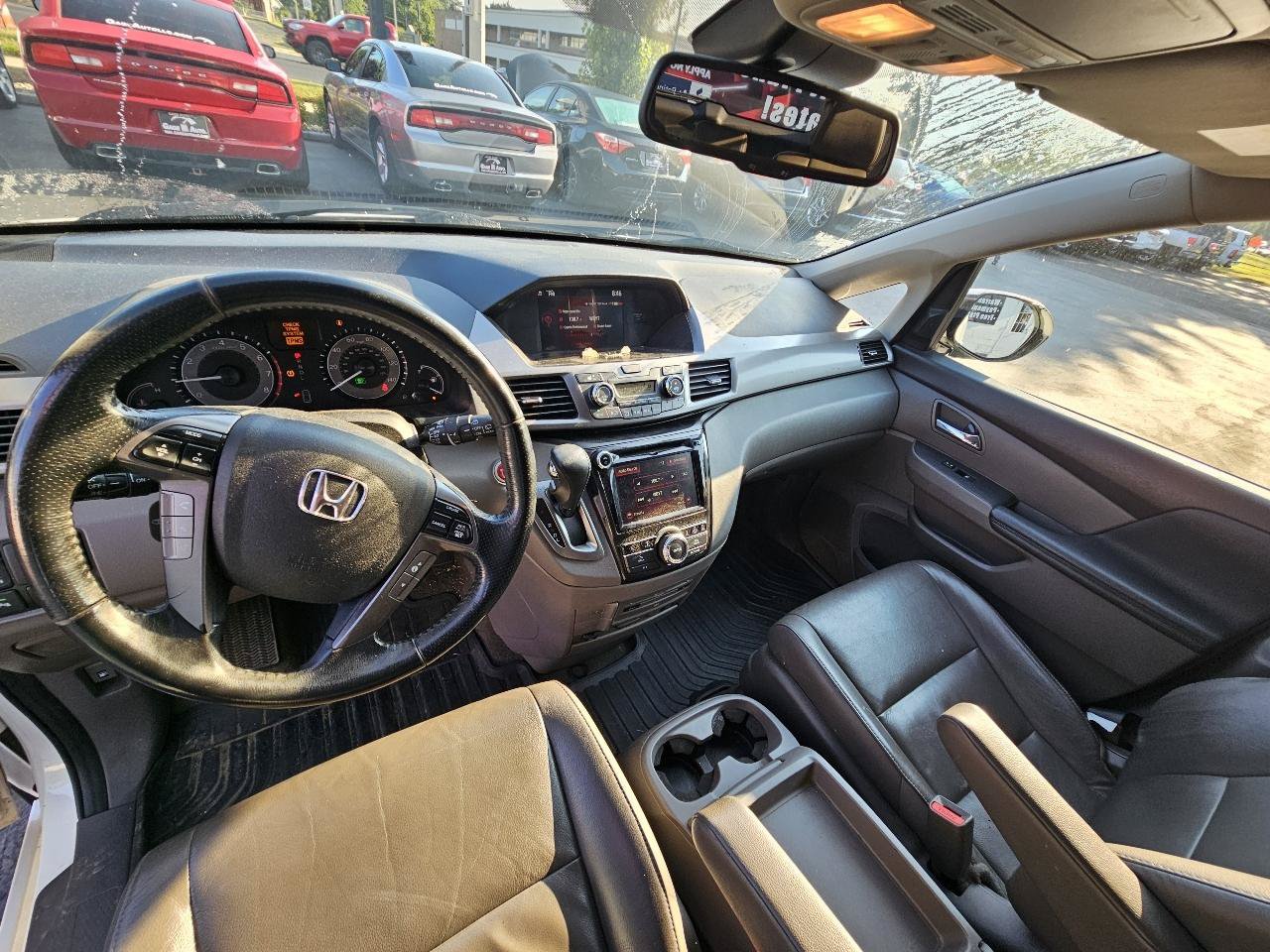 Used 2015 Honda Odyssey Touring image 20