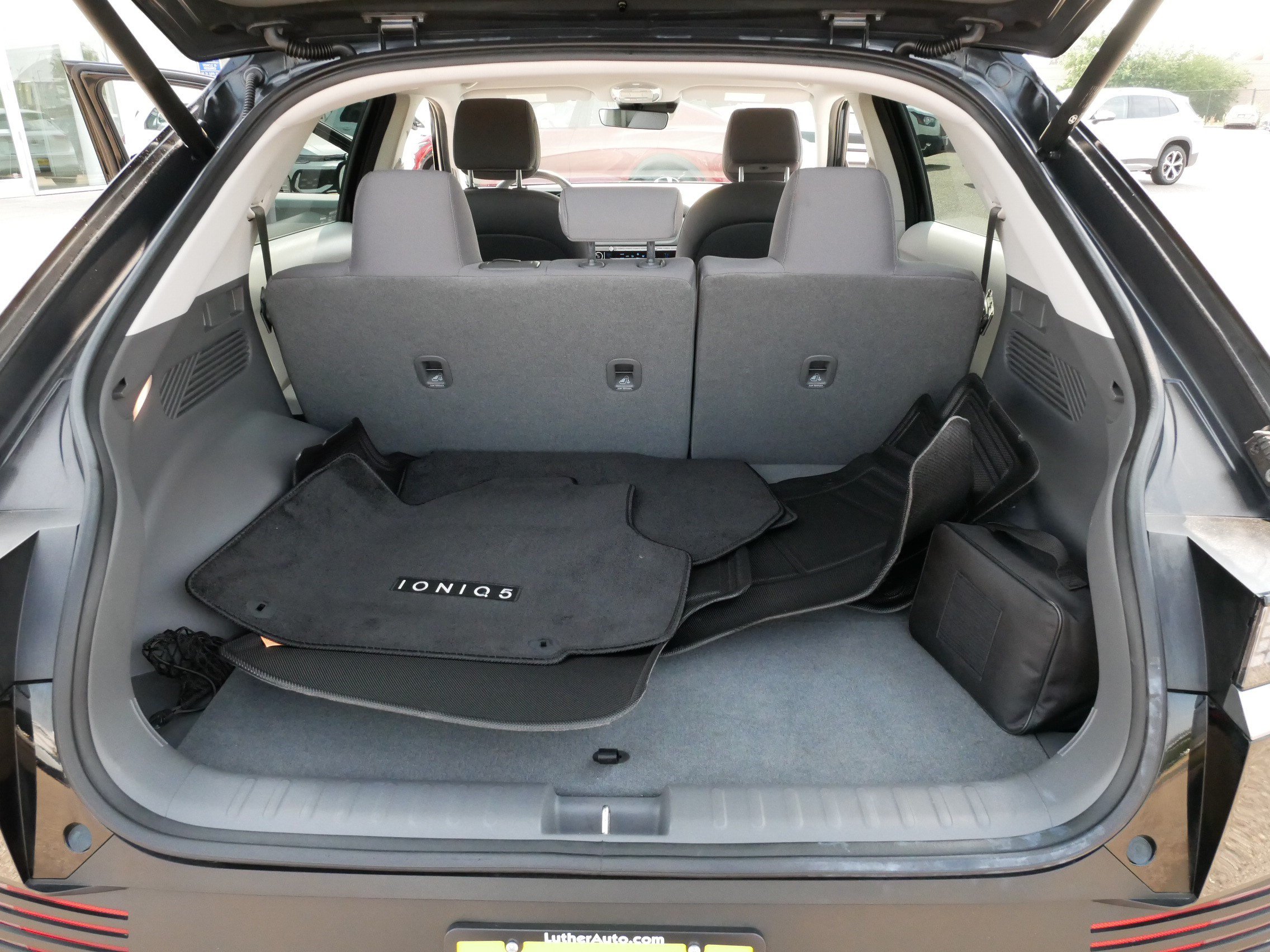 Used 2024 Hyundai Ioniq 5 SEL AWD/4WD image 18