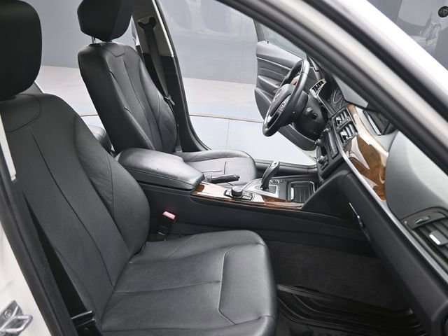 Used 2014 BMW 328i xDrive Sedan image 24
