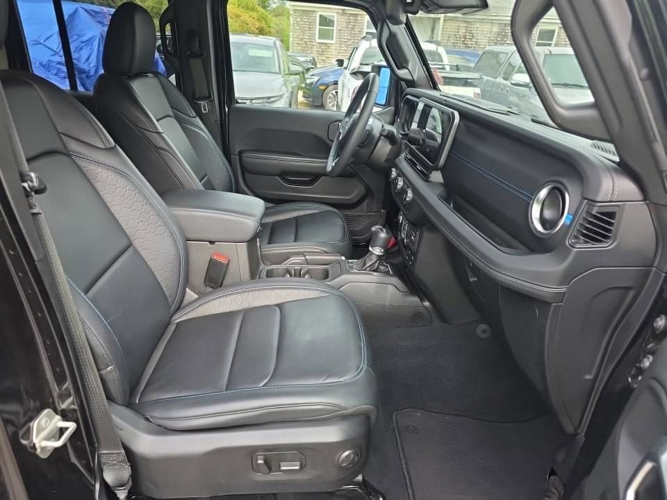 Used 2024 Jeep Wrangler High Altitude AWD/4WD image 13