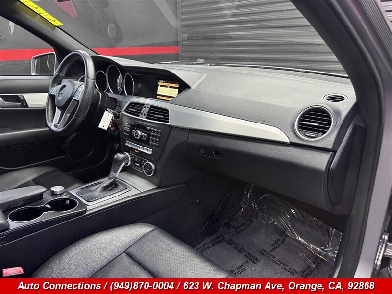 Used 2013 Mercedes-Benz C 250 Sedan image 10