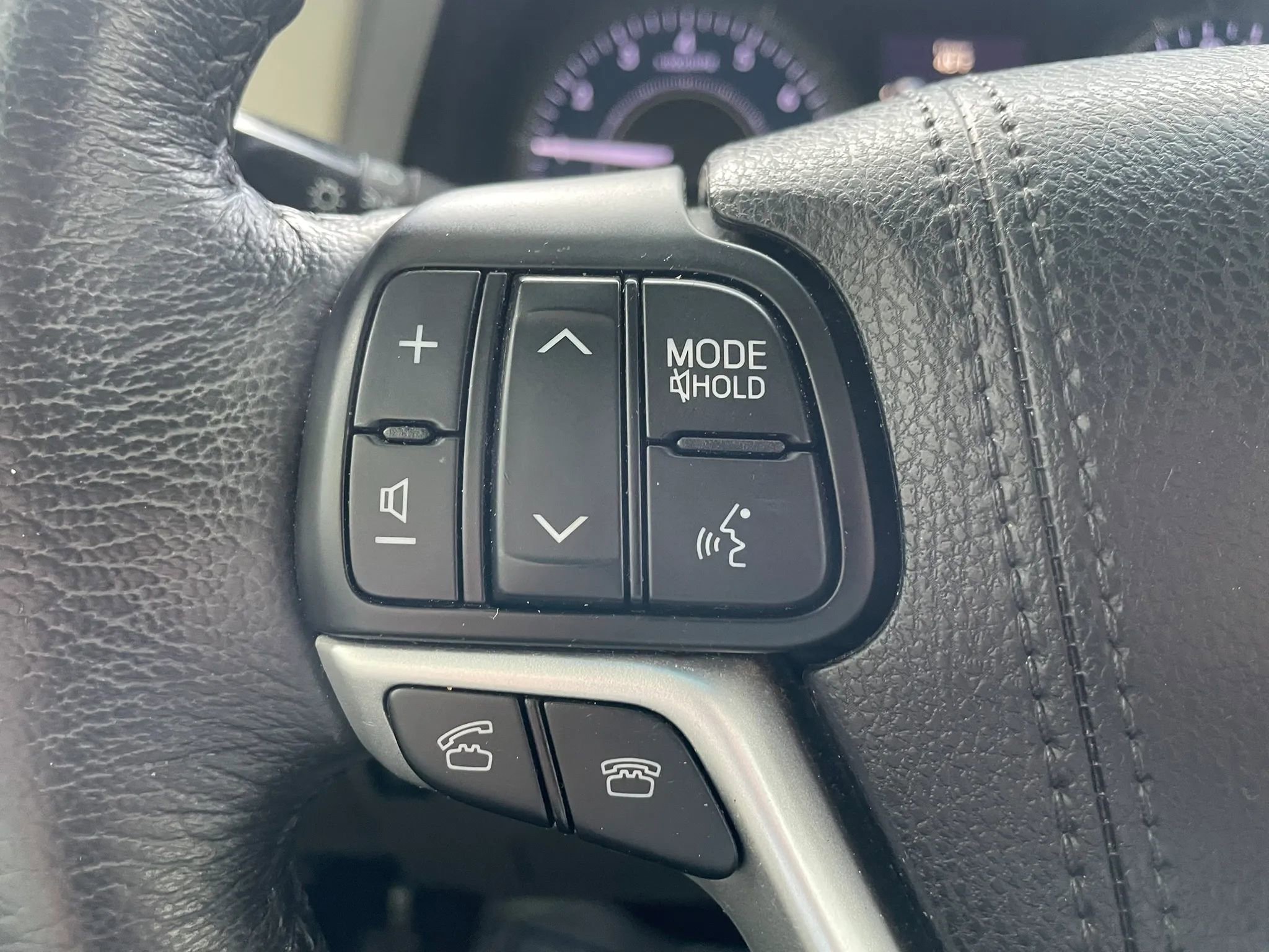 Used 2017 Toyota Sienna XLE Premium AWD/4WD image 11