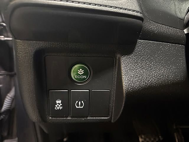 Used 2021 Honda HR-V Sport image 16