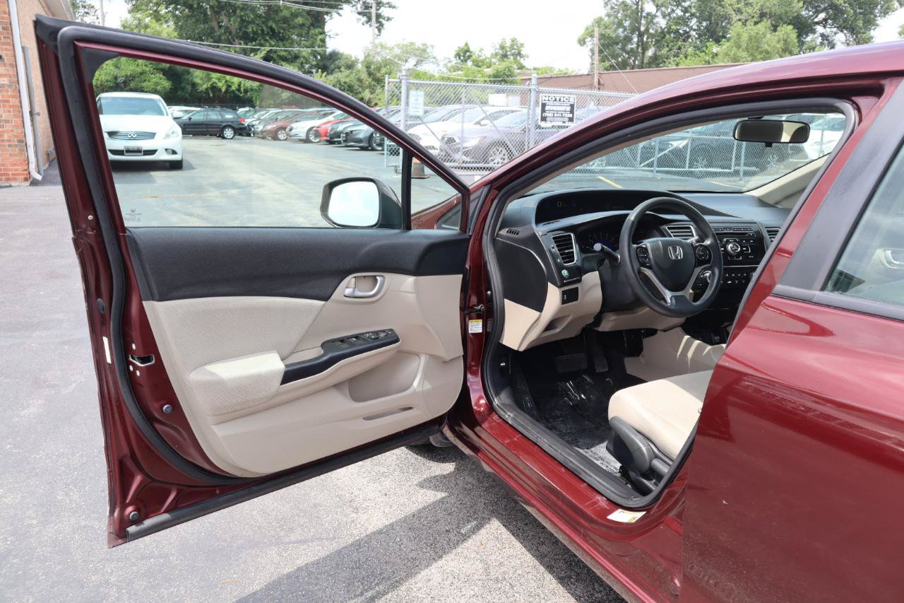 Used 2013 Honda Civic LX image 18
