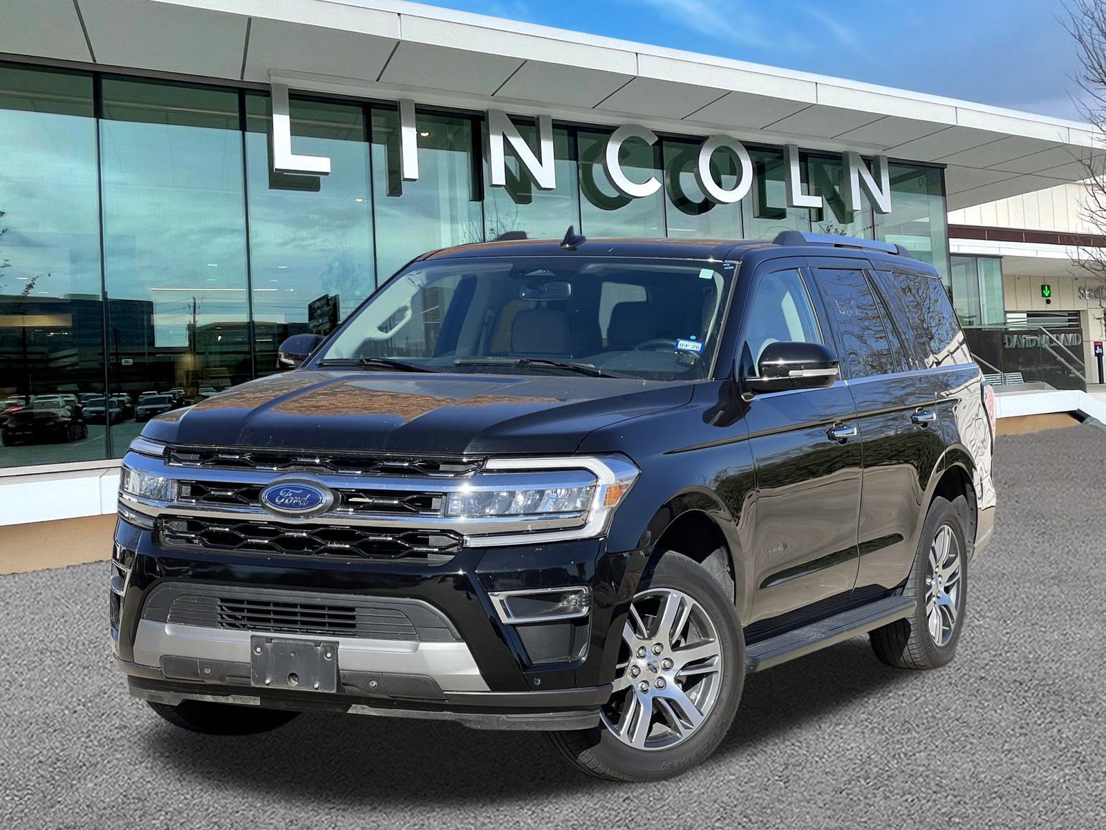 Used 2024 Ford Expedition Limited image 1