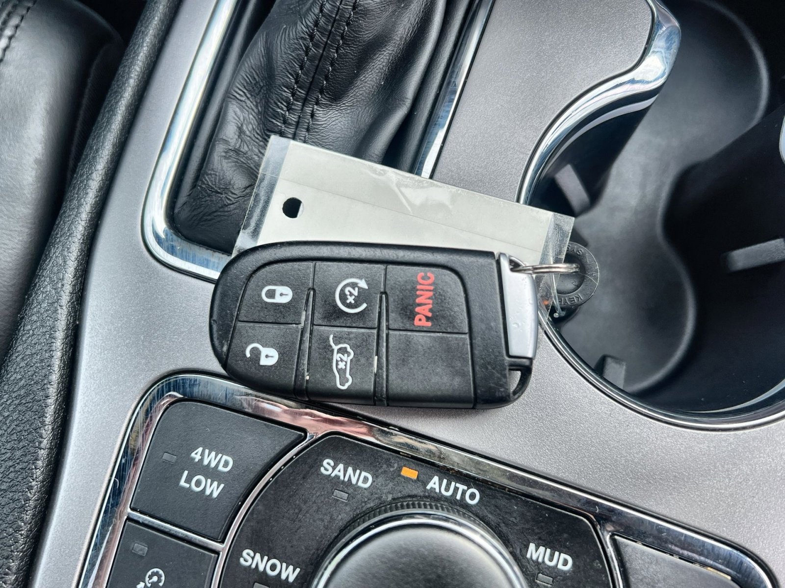 Used 2019 Jeep Grand Cherokee Limited w/ Luxury Group II image 33