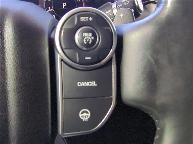 Used 2018 Land Rover Discovery HSE Luxury image 13