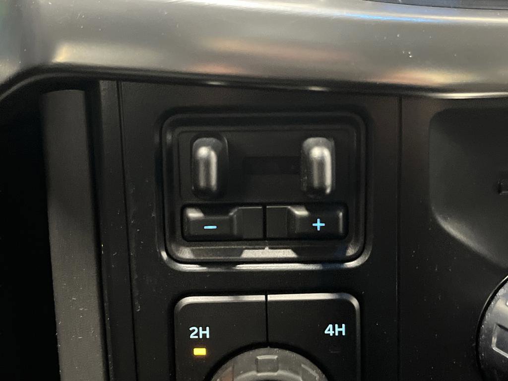 Certified 2022 Ford F150 Lariat w/ Equipment Group 501A Mid image 27