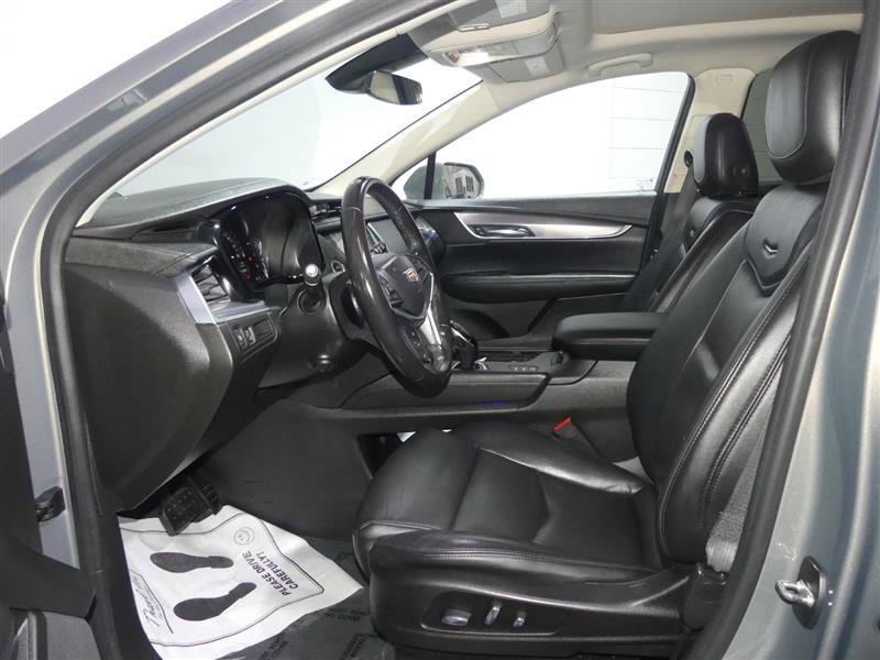 Used 2018 Cadillac XT5 Luxury w/ Driver Awareness Package image 22