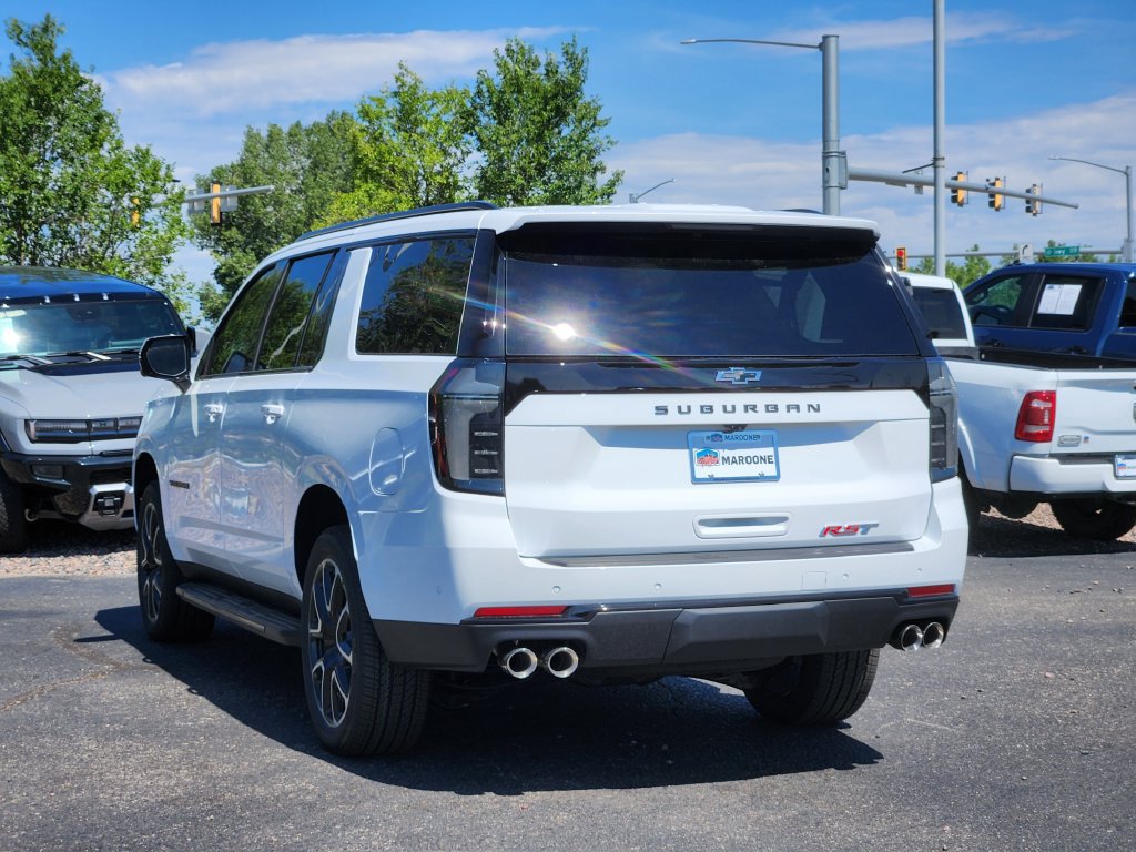 New 2026 Chevrolet Suburban RST w/ RST Capability Package AWD/4WD image 2
