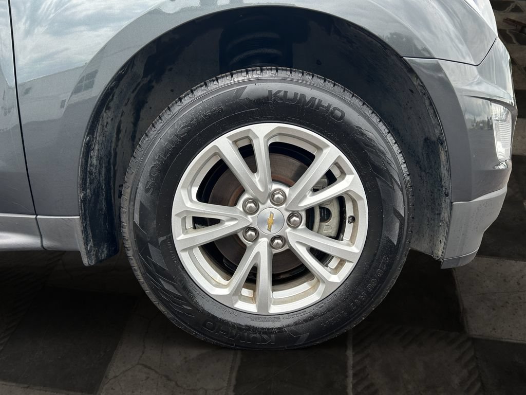 Used 2017 Chevrolet Equinox LT w/ Convenience Package FWD image 10
