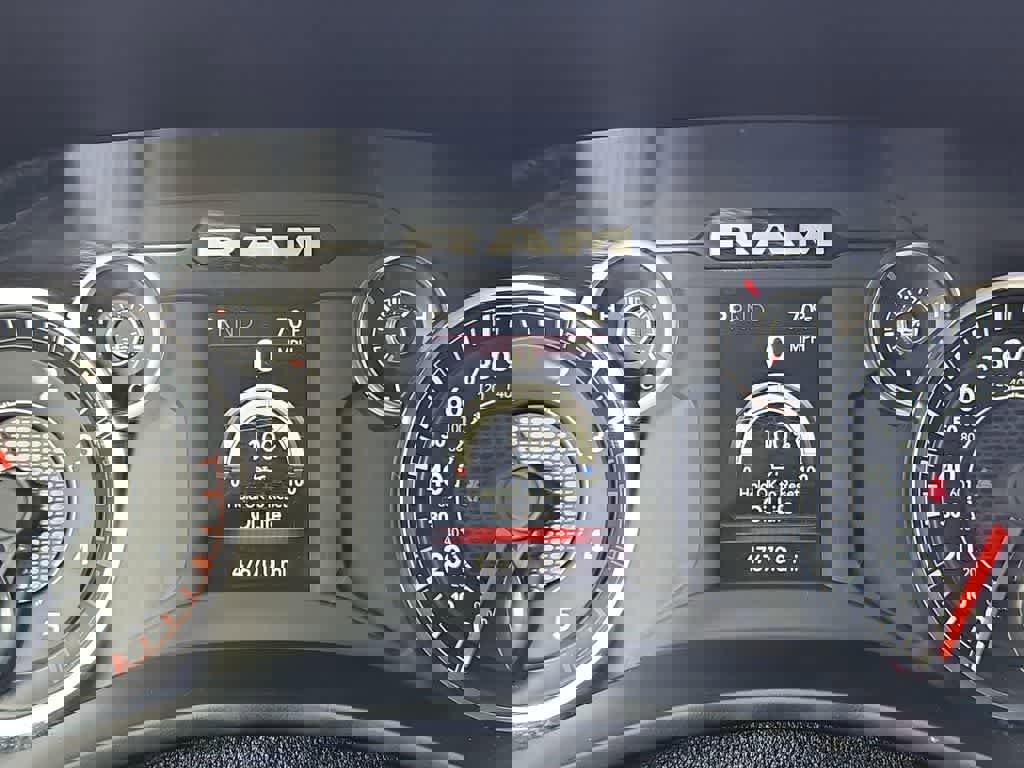 Used 2024 RAM 3500 Tradesman w/ Chrome Appearance Group image 32