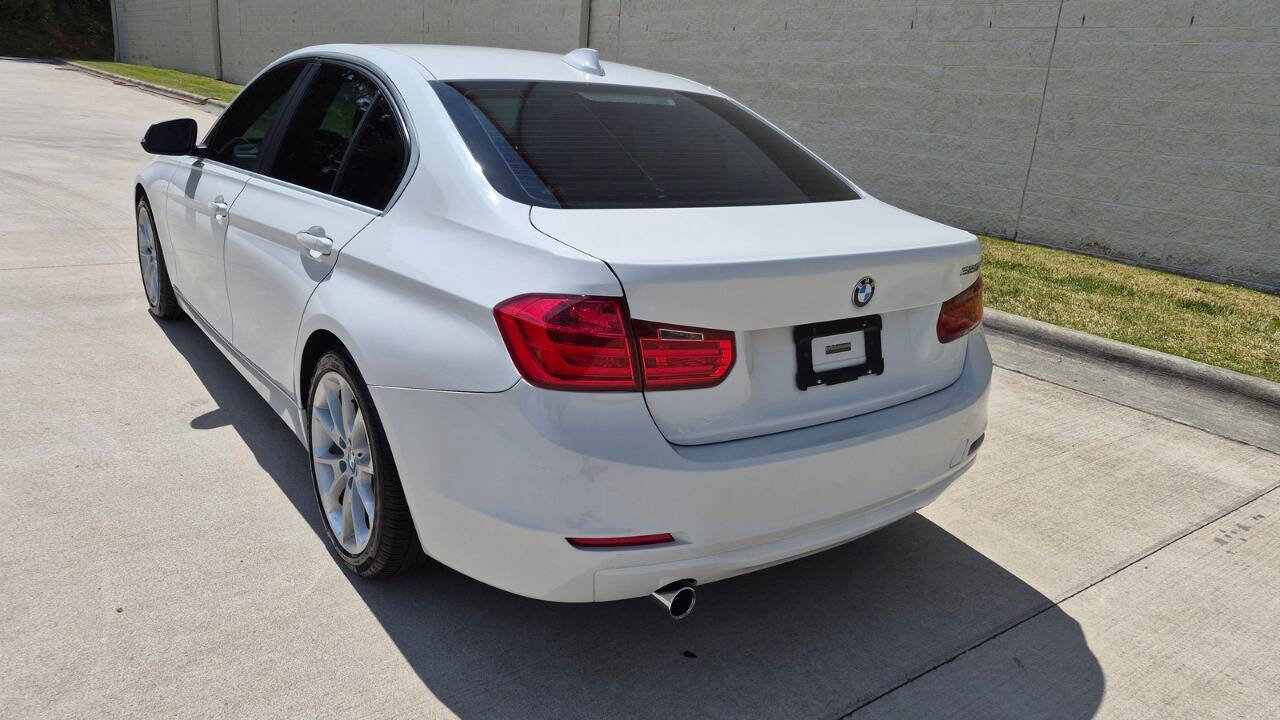 Used 2015 BMW 320i Sedan RWD image 5