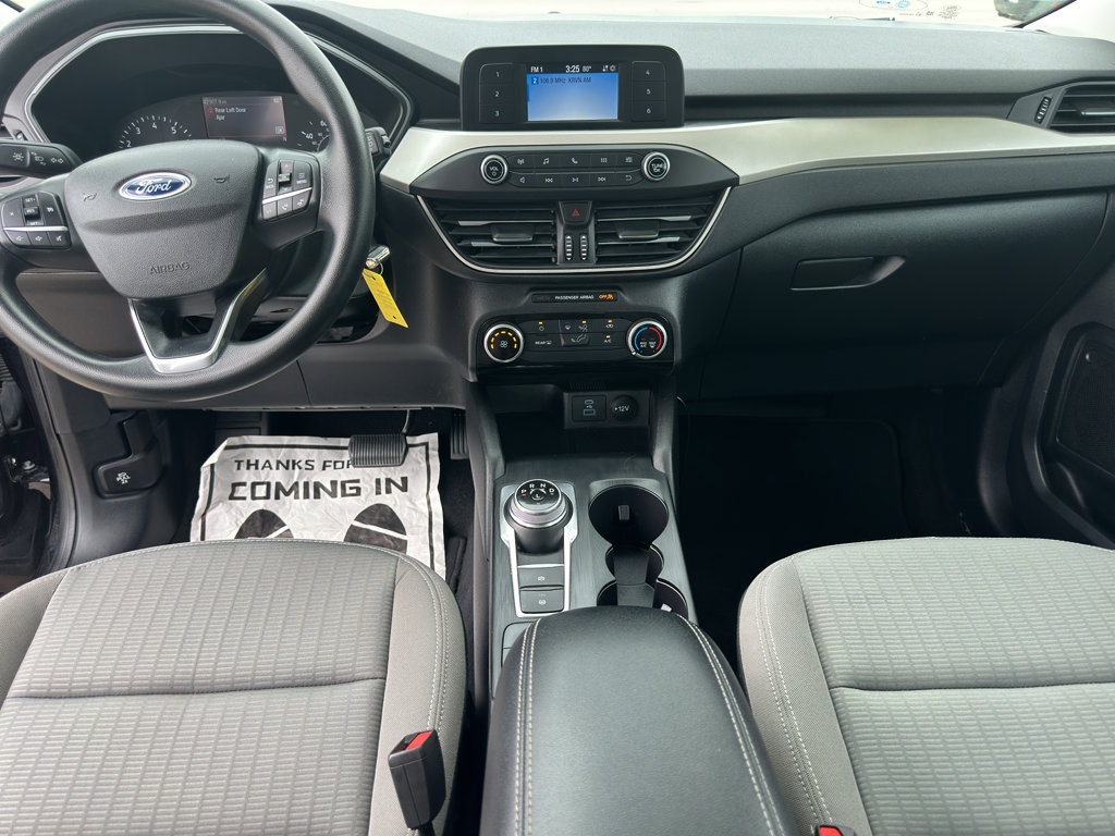 Used 2022 Ford Escape S image 11