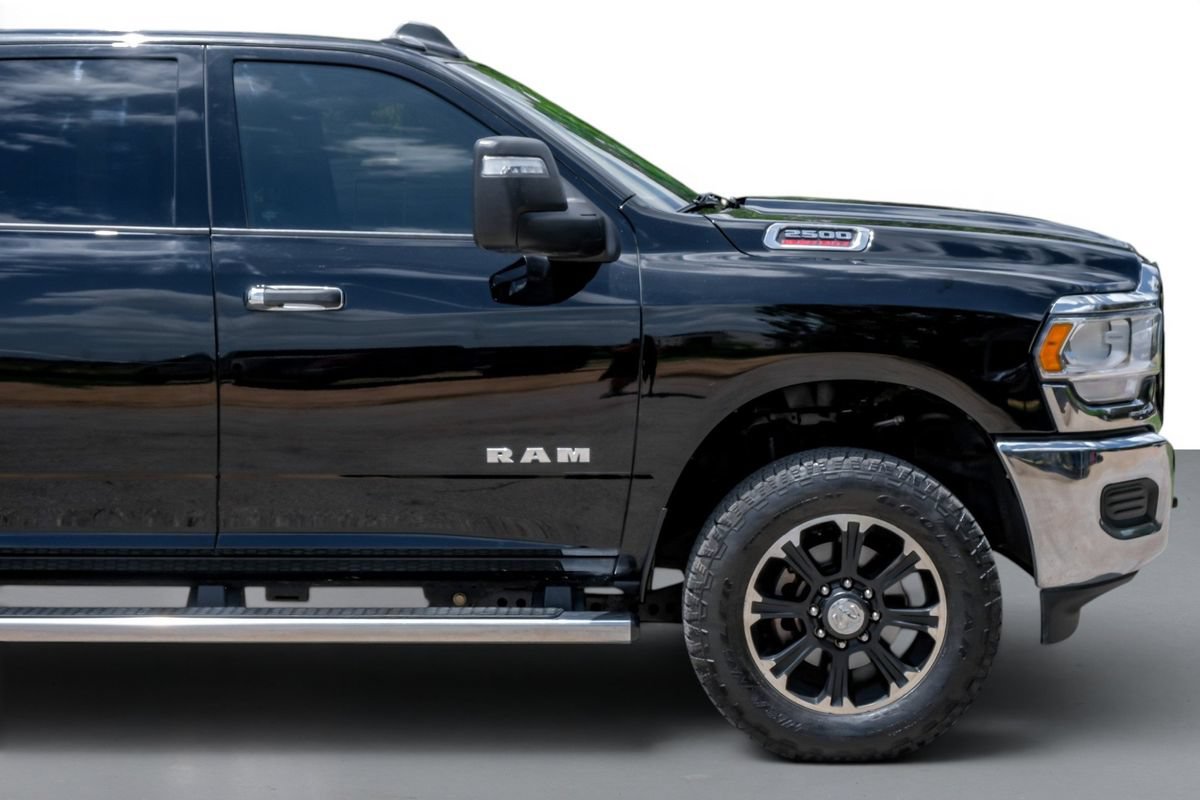 Used 2024 RAM 2500 Tradesman w/ Chrome Appearance Group AWD/4WD image 7