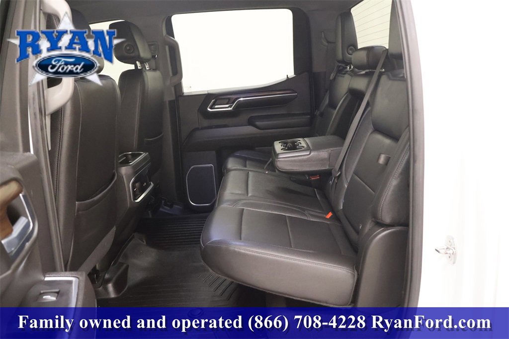 Used 2022 GMC Sierra 1500 SLT w/ SLT Convenience Package image 12