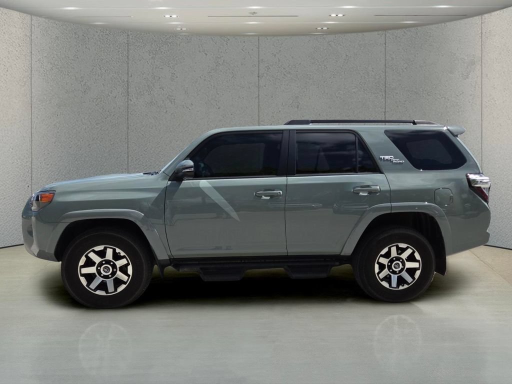 Used 2023 Toyota 4Runner TRD Off-Road Premium w/ Moonroof Package AWD/4WD image 7