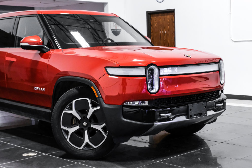 Used 2023 Rivian R1T Adventure Dual AWD/4WD image 7