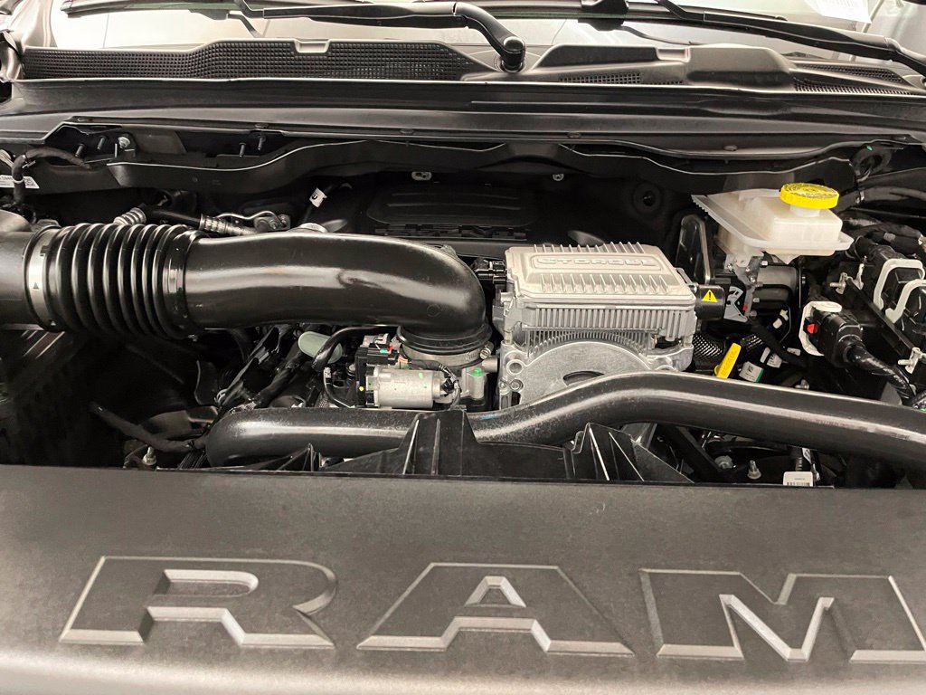 New 2026 RAM 1500 Express AWD/4WD image 18