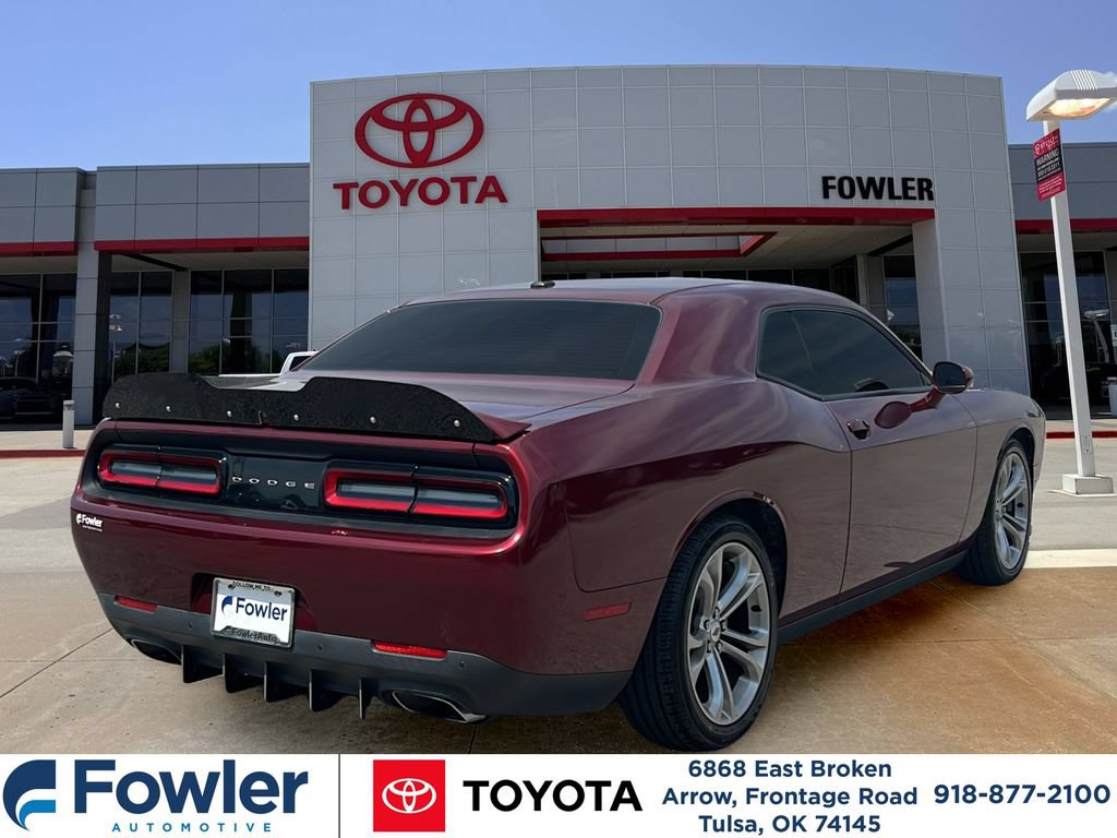 Used 2021 Dodge Challenger R/T RWD image 5