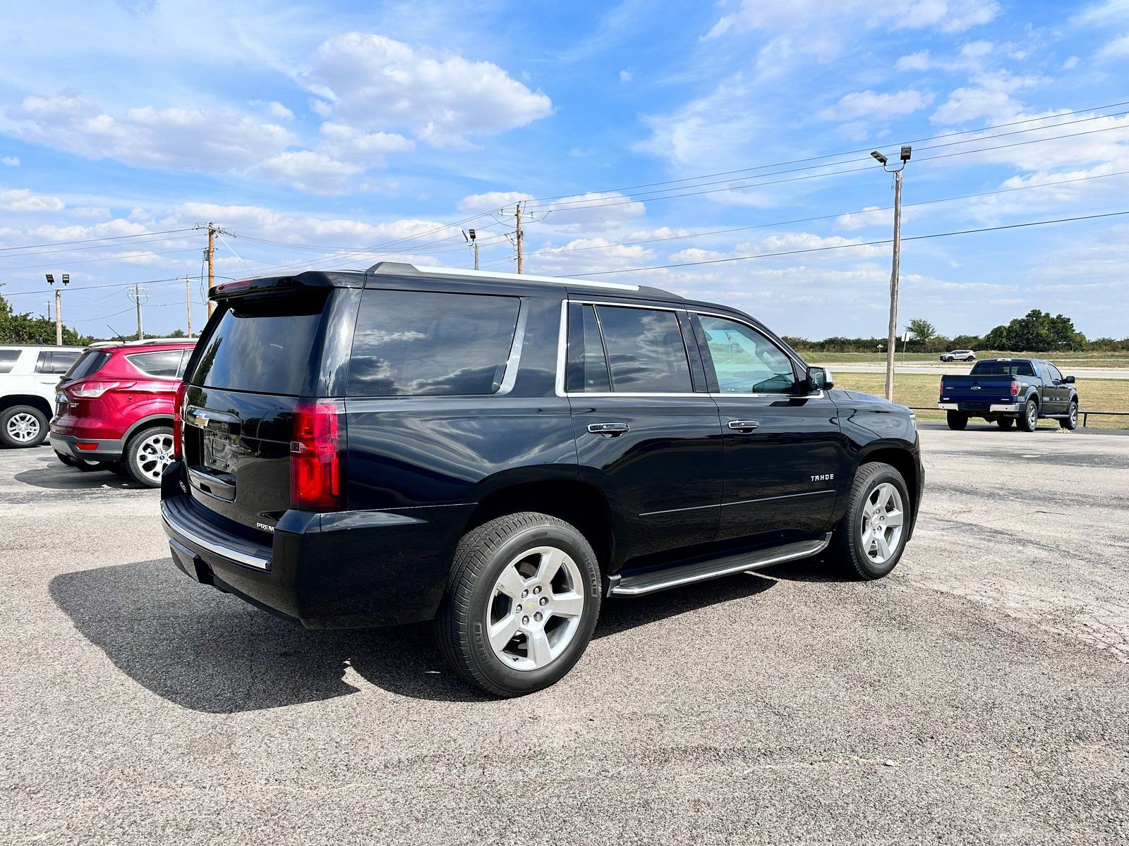 Used 2019 Chevrolet Tahoe Premier RWD image 6