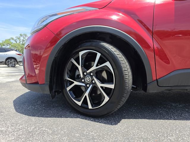 Used 2020 Toyota C-HR XLE FWD image 33
